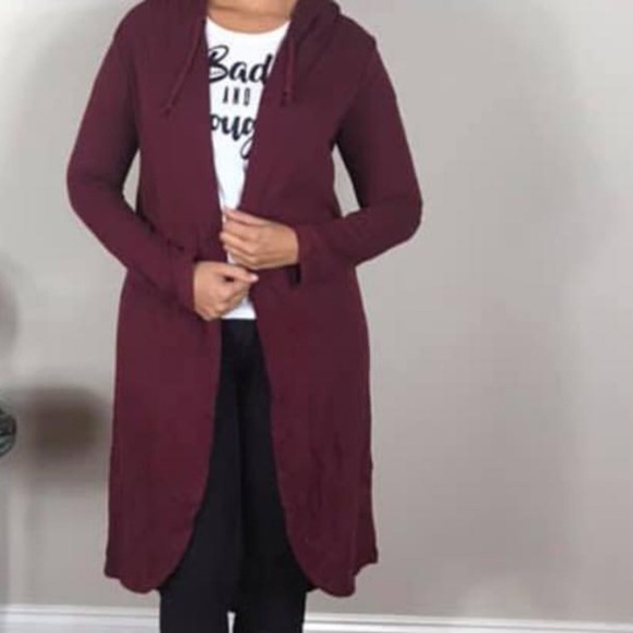 Tops - Tunic. Slashed back Open Front w/hood. Burgundy